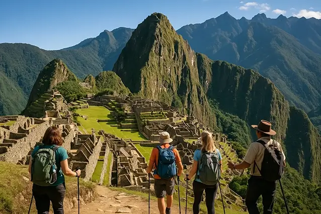 Trek de 4 jours sur le Chemin Inca jusqu'à la Porte du Soleil du Machu Picchu avec tentes de camping